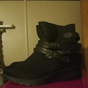 Women boots